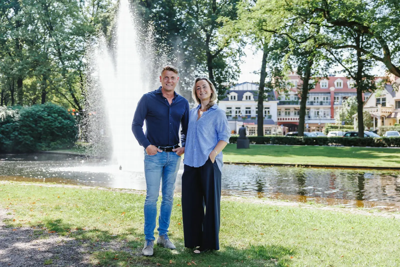 Makelaars Dennis Smits-Lantrok en Nuith Linthorst van Yourstyle Vastgoed & Taxaties