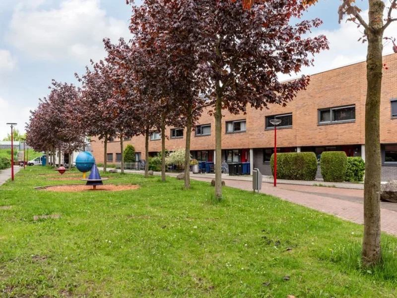 Bandoengplantsoen 14, Almere