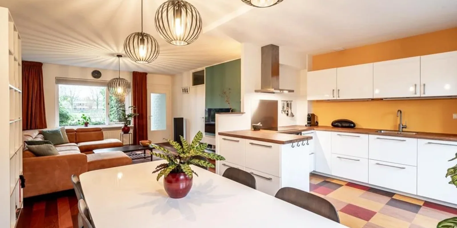 Bosgouw 3, Almere