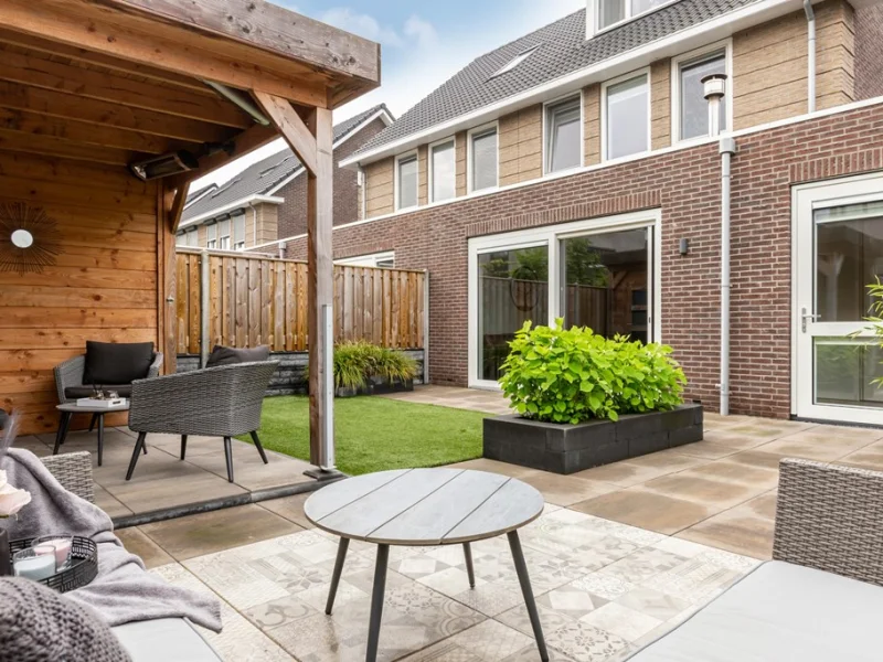 Doerianstraat 12, Almere