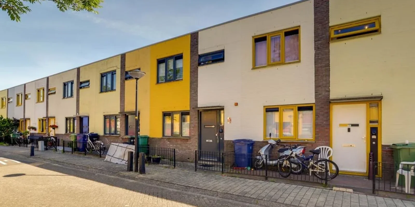 Ecrustraat 21, Almere
