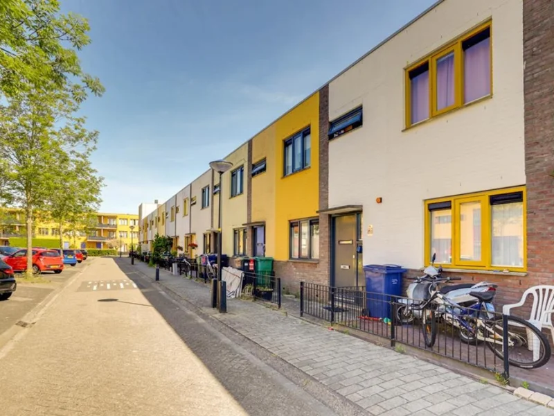 Ecrustraat 21, Almere
