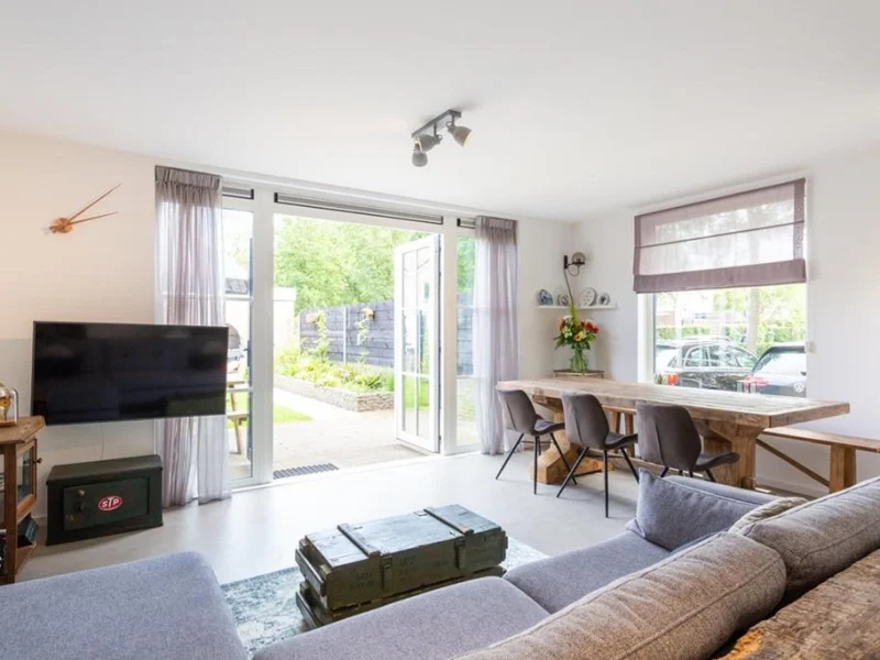 Ennemaborgstraat 2, Almere