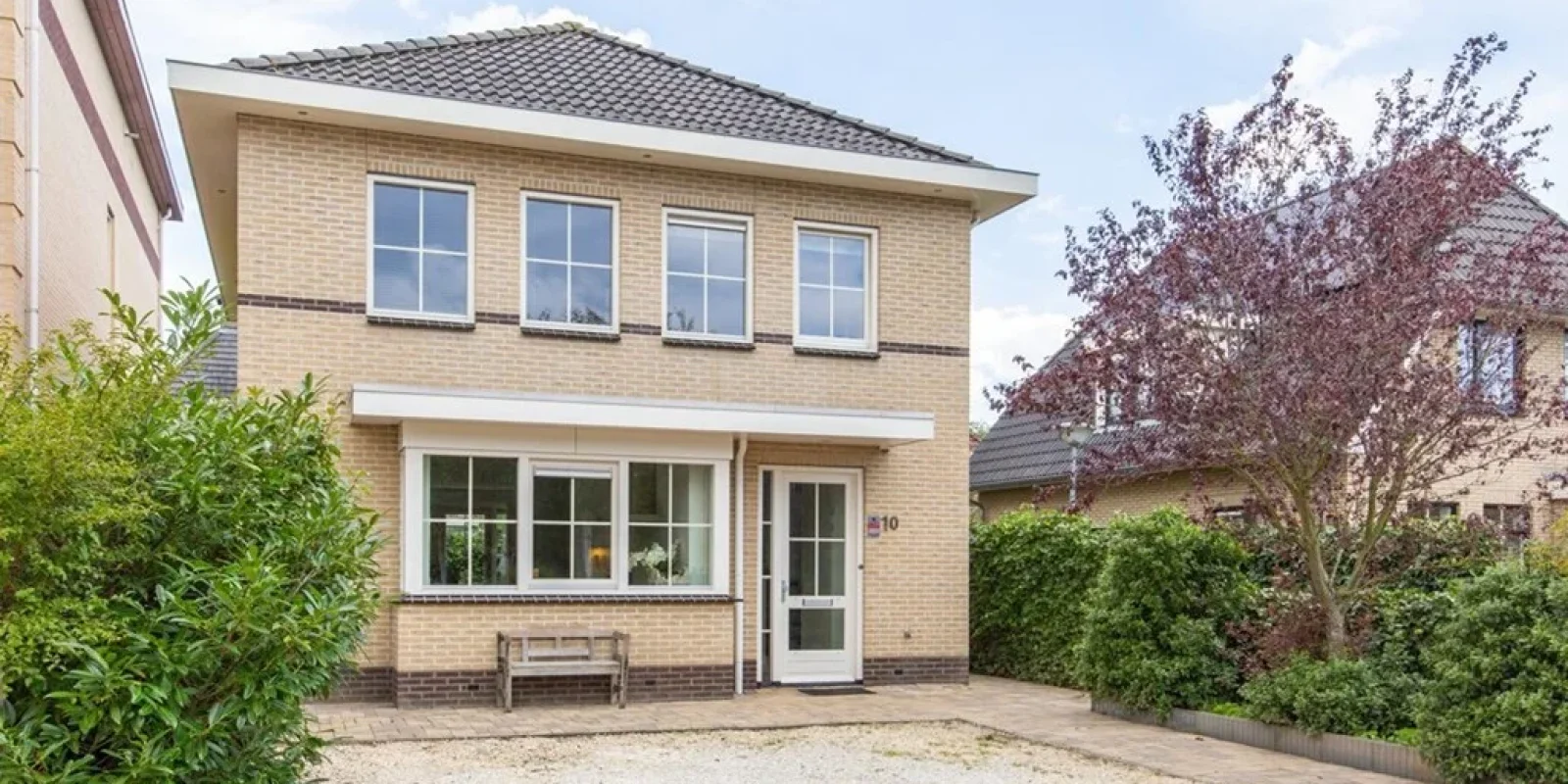 Familie Doorzonstraat 10, Almere