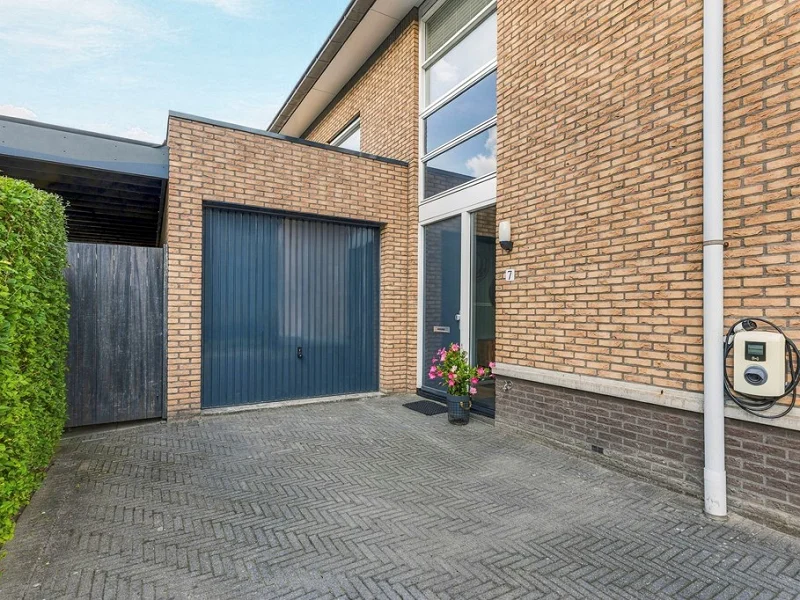 06-Funke Ku¨pperplantsoen 7 - Almere.jpg