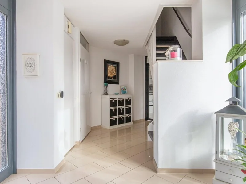 Jaap ter Haarstraat 2, Almere