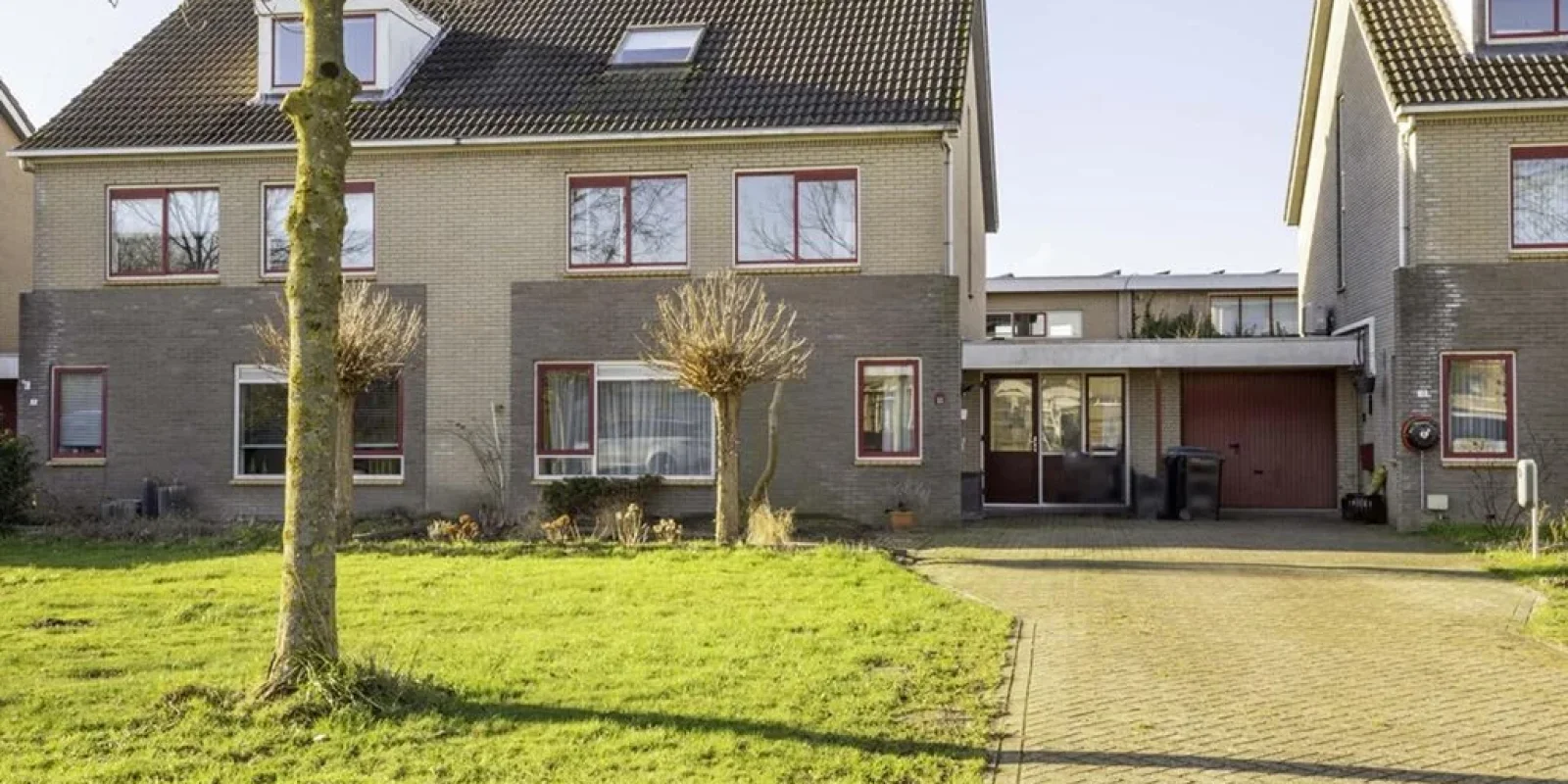 Jacques Brelweg 11, Almere