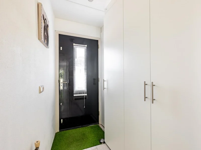 Januaristraat 26, Almere