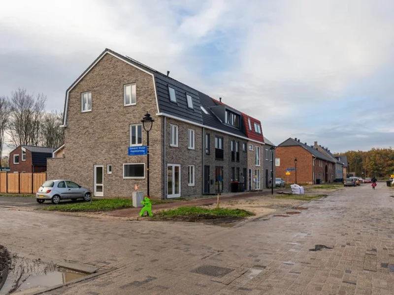 Joh. Van Der Waalsweg 5, Almere