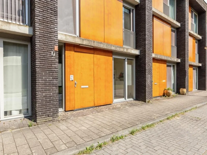 Kajuit 98, Almere