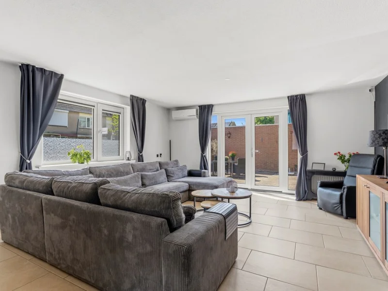 11-Kantjilstraat 5 - Almere.jpg
