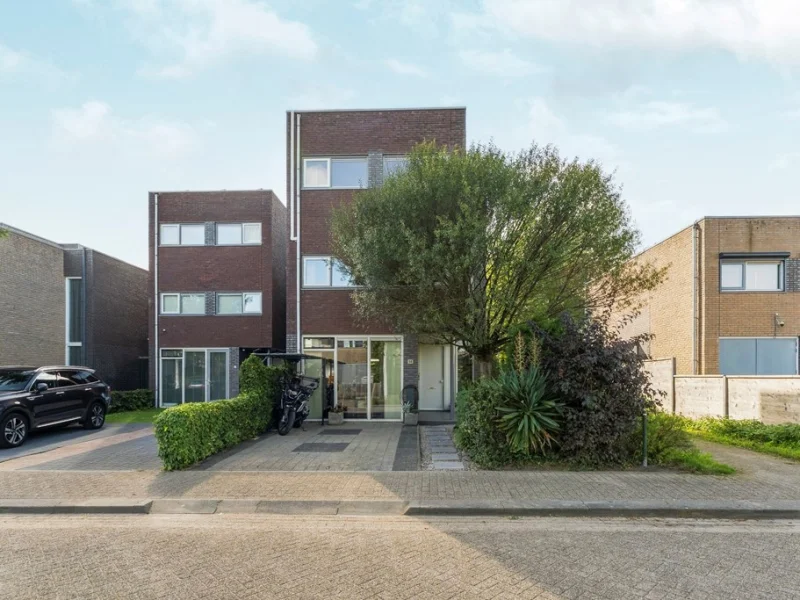 Kapitein Robstraat 14, Almere