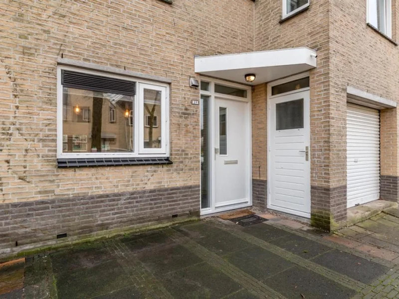 Madernastraat 29, Almere