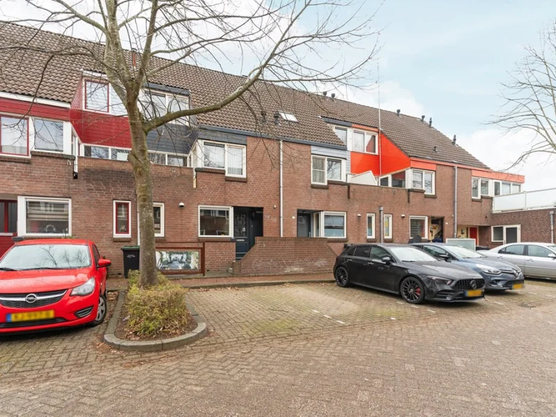 Middenhof 124, Almere