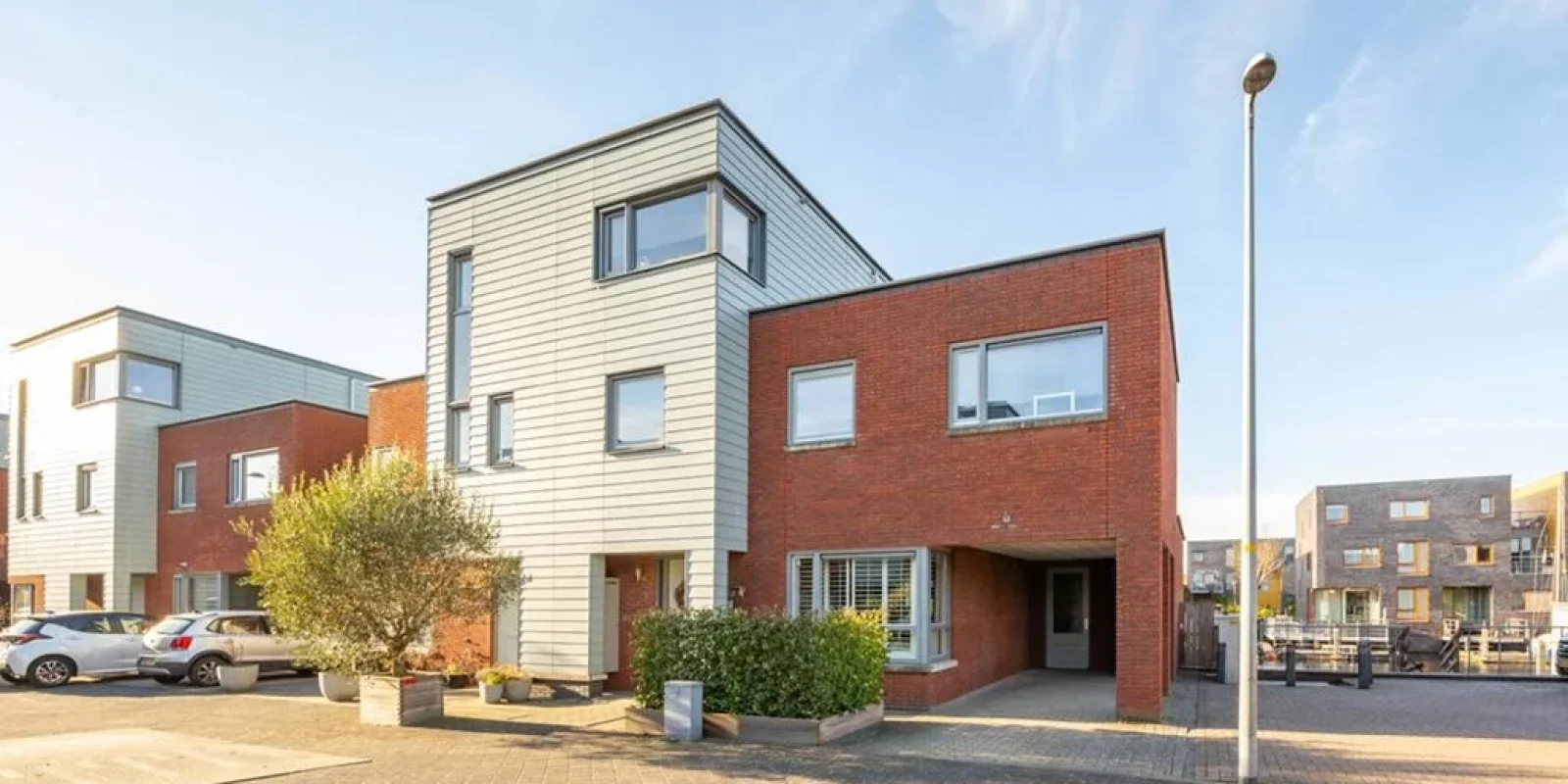 Plecht 13, Almere