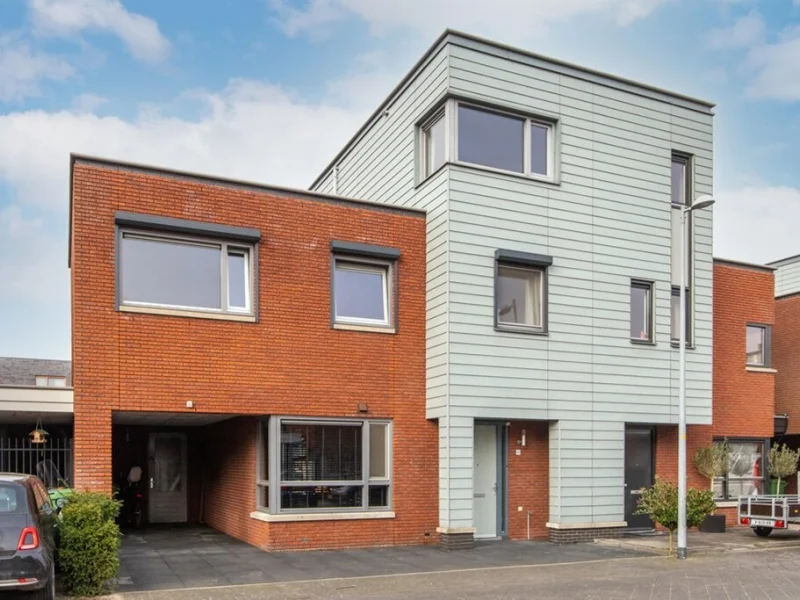 Plecht 19, Almere
