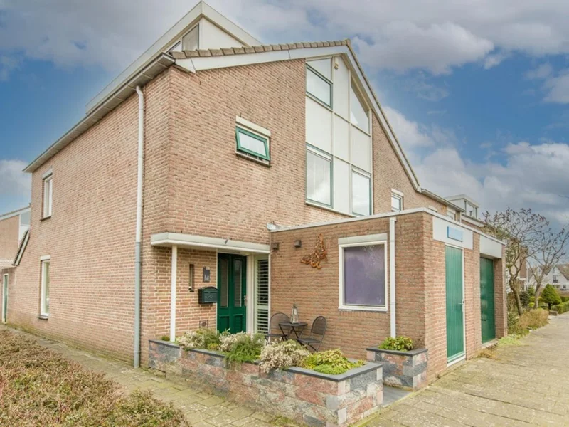 Schönbergweg 72, Almere
