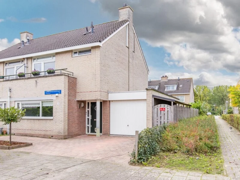 Schovenhorststraat 11, Almere