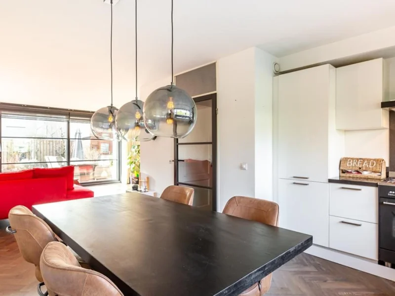 Schovenhorststraat 7, Almere