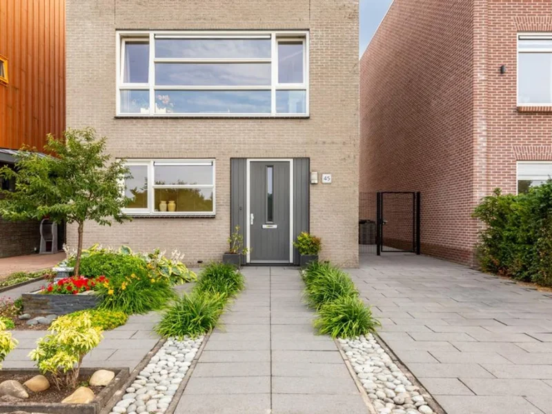 Stopperknoop 45, Almere