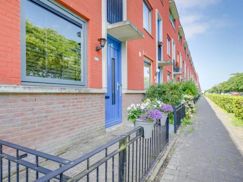 Terracottastraat 136, Almere