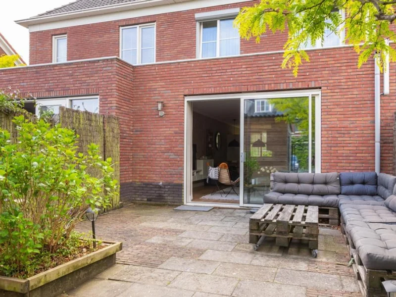 Wilhelm Röntgenstraat 8, Almere