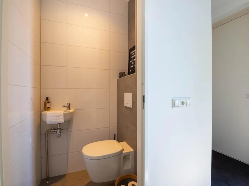 Woudlaar 6, Almere