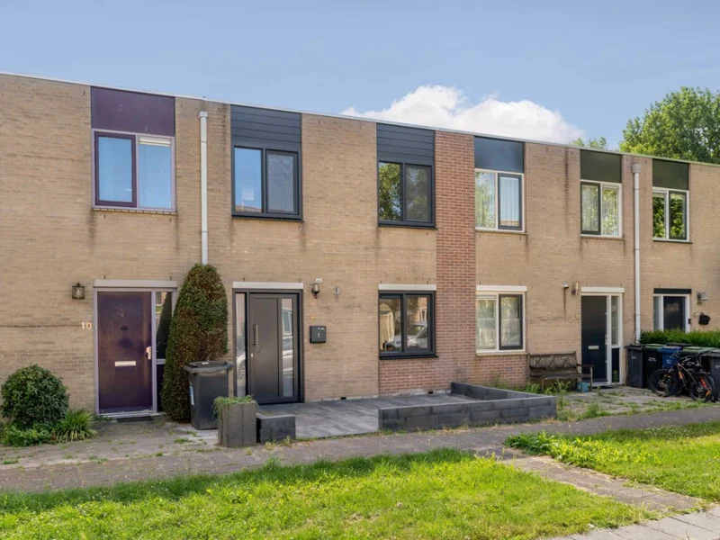 02-Zonnebloemweg 8 - Almere.jpg