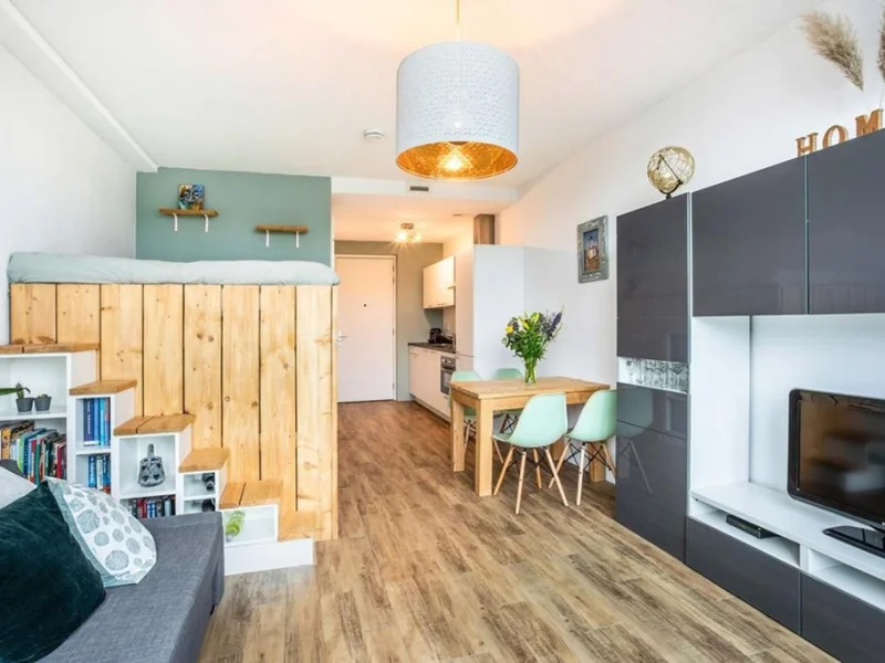 Bos en Lommerplantsoen 17-F, Amsterdam