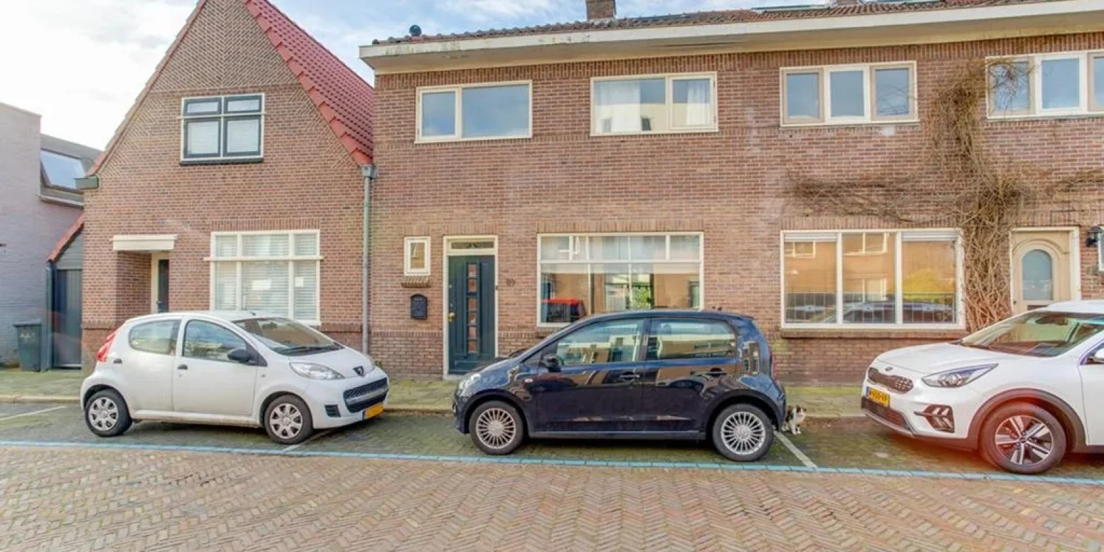 C.H. Moensstraat 10, Beverwijk