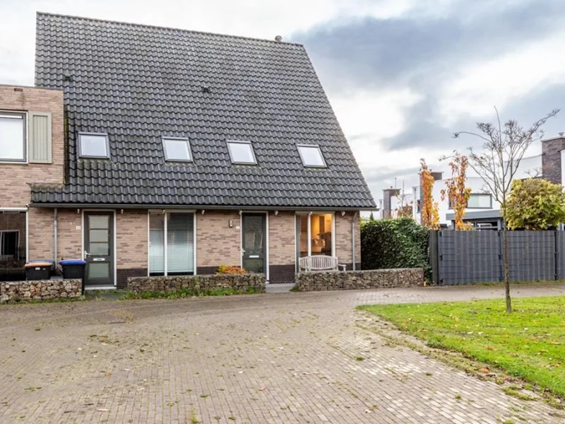 Boterbloemhof 22, Lelystad
