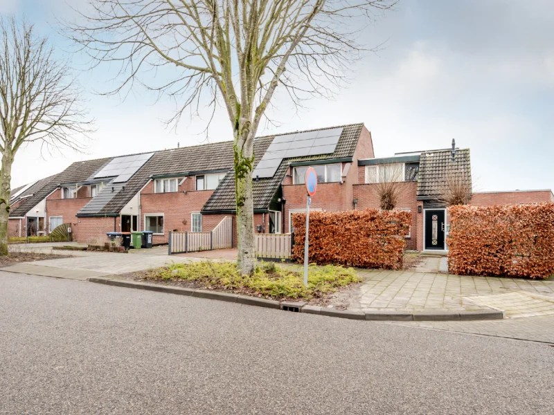 Jol 17 33, Lelystad