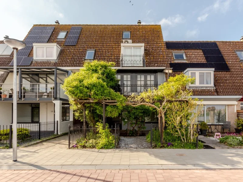 Lemmerkade 46, Lelystad
